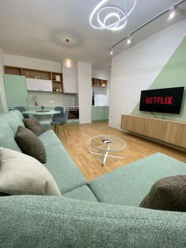 Ruang duduk di Tirana Primo Apartment