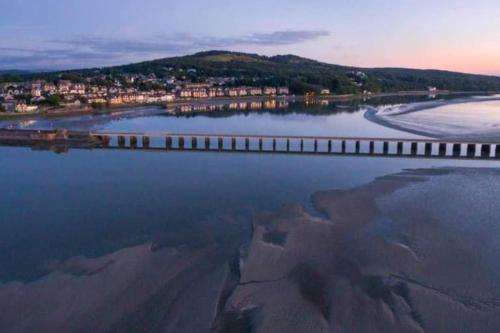 Gallery image of Mews Cottage Arnside - 2 Bedroom Cottage in Arnside