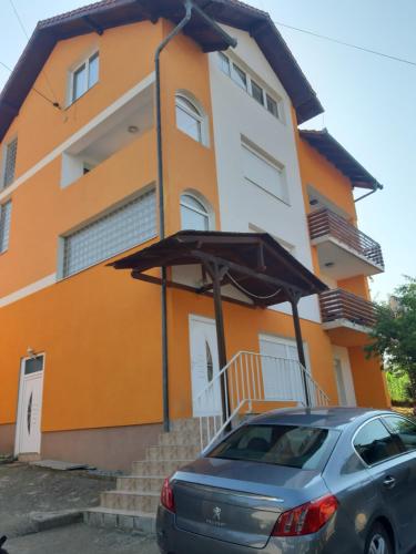 Budova, kde se apartmán nachází