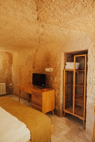 Una televisión o centro de entretenimiento en Juno Cappadocia
