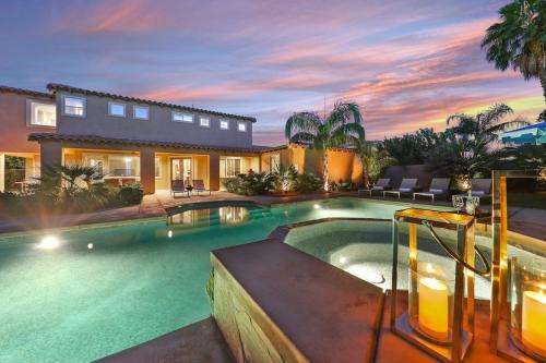 South Pear- An Impressive Desert Estate With Saltwater Pool
