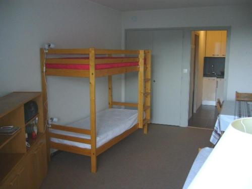 Photo de la galerie de l'établissement Coquet studio 24m² au pied des pistes, 4 pers, balcon sud, proche commerces, Villard-de-Lans - FR-1-689-23, à Villard-de-Lans