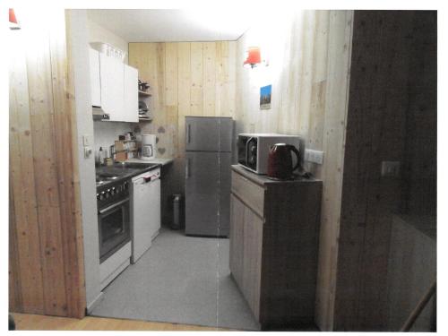 A cozinha ou cozinha compacta de Appartement Villard-de-Lans, 3 pièces, 8 personnes - FR-1-689-81