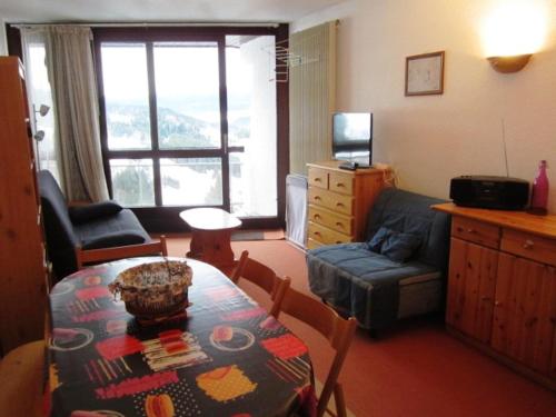 Charmant 2P au Pied des Pistes avec Parking - 6 Personnes - FR-1-689-67