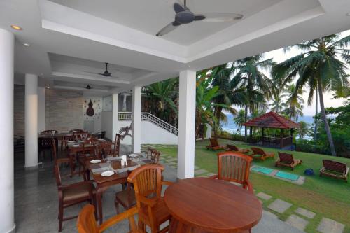 Zahrada ubytování Getaway Beach Resort Kovalam