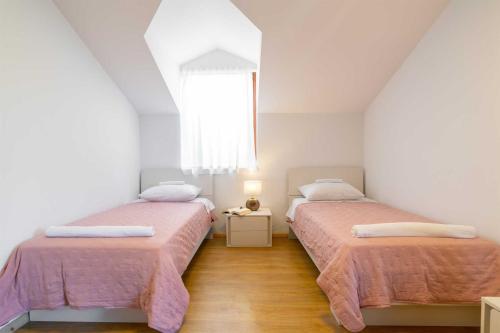 Fotografie z fotogalerie ubytování Charming Villa Rea with heated pool v destinaci Sveti Filip i Jakov