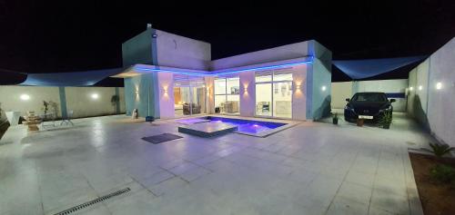 Басейн в или близо до Santorini Breeze Chalet