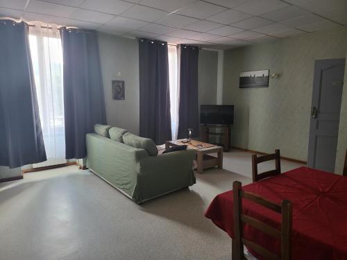 Galeriebild der Unterkunft Le Clos Fleuri in Bourg-de-Thizy