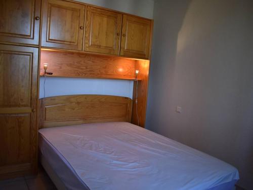 Posteľ alebo postele v izbe v ubytovaní Appartement Font-Romeu-Odeillo-Via, 2 pièces, 4 personnes - FR-1-580-70