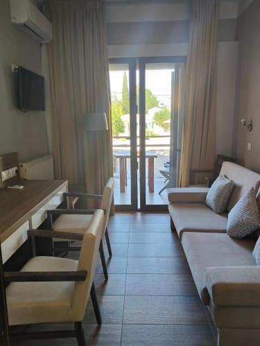 Zona de estar de OPERA BLUE Hotel Gouvia Corfu