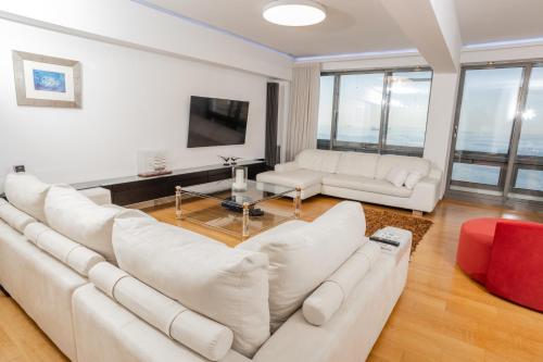 Fotografia z galérie ubytovania Niblue Seaview Apartment v Solúne
