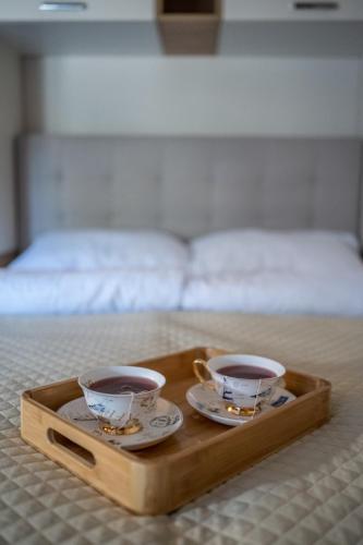Tetera y cafetera en MB APARTMAN TARA