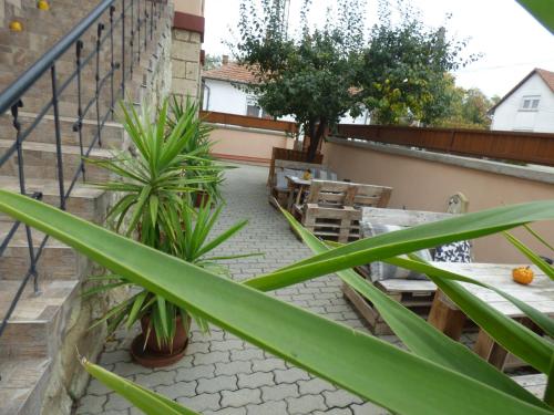 Balkoni atau teres di Pogácsás Apartman