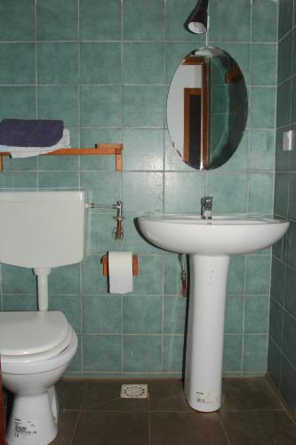 Ванная комната в Sanchaba Yellow Apartments
