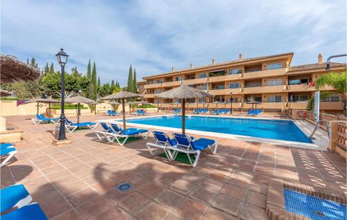 Amazing Apartment In Marbella-Elviria