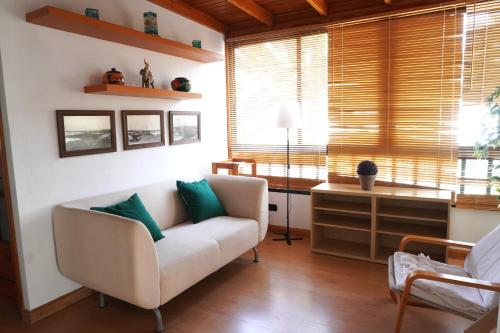 Apartamento Costa, cerca de la playa y comercios.