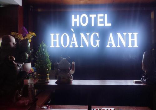 a sign that reads hotel hong amii on a stage at Hoàng Anh Hotel in Ho Chi Minh City