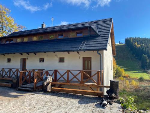 アパートメントが所在する建物