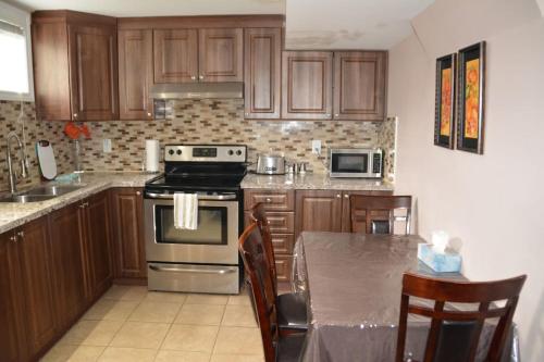 Gallery image of Beautiful and spacious Basement Apartment in Brampton
