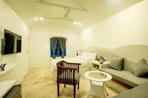 Televisyen dan/atau pusat hiburan di Greek Bay