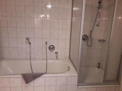 Bilik mandi di Ferienwohnung Köppl