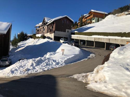 Photo de la galerie de l'établissement L'OURALOU - Vue panoramique, aux Gets