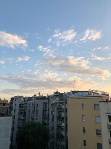 Budova, v ktorej sa apartmán nachádza