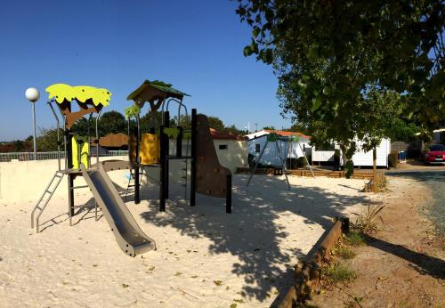 Gallery image of Camping Le Bellevue in La Tranche-sur-Mer