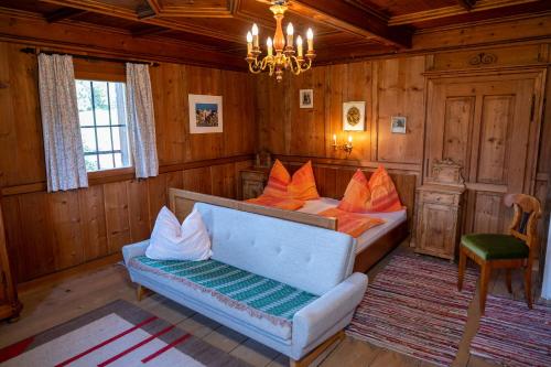 מיטה או מיטות בחדר ב-Grünberghof