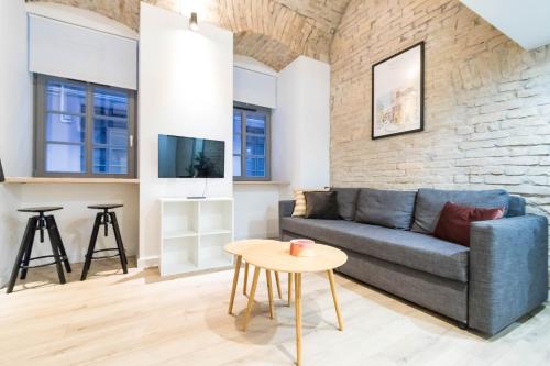 KIRÁLY DOWNTOWN STUDIO