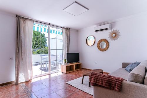 Zdjęcie z galerii obiektu VILLA ANITA - HELIOPOLIS w mieście San Agustin