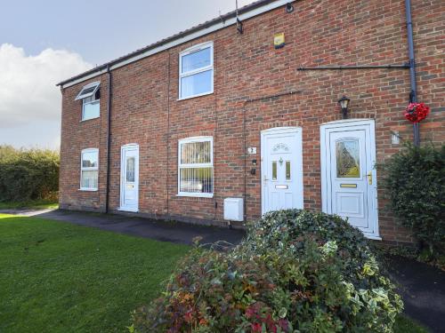 2 Ringrose Cottages