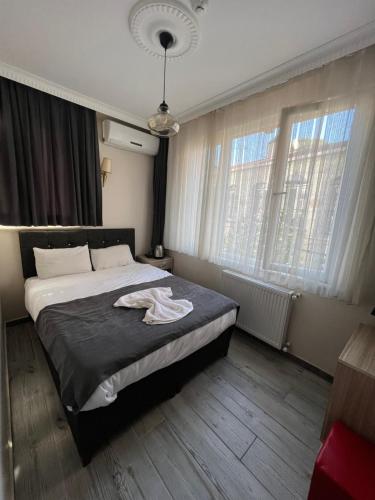 Oren Hotel