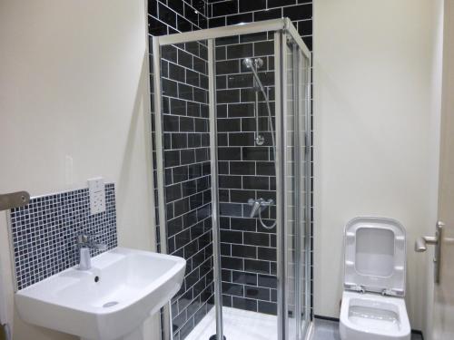 Ein Badezimmer in der Unterkunft Dreams Hotel