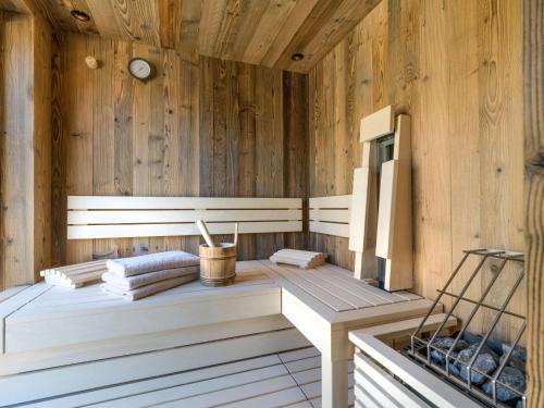 Chalet with mountain view and sauna in Mariastein Hohe Salve
