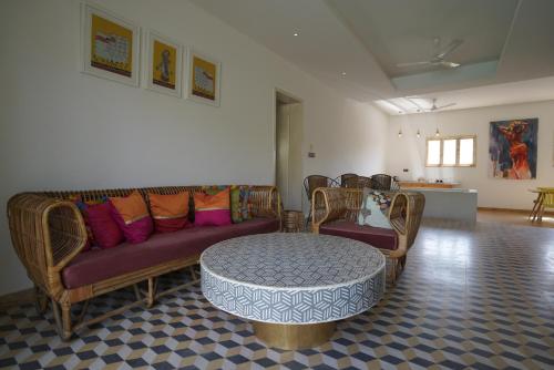 Zona de estar de Parijat Private Pool Villa 1, 2 and 3 BHK