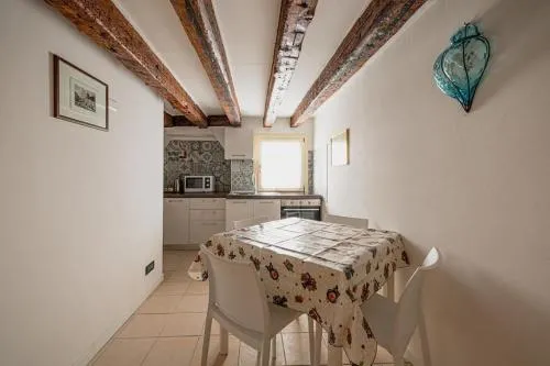 Casa Leone- cozy and central accommodation in Venice photo 10
