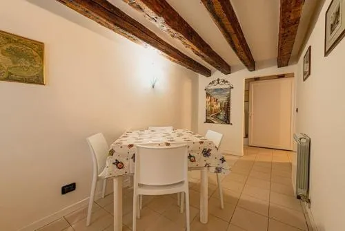 Casa Leone- cozy and central accommodation in Venice photo 8