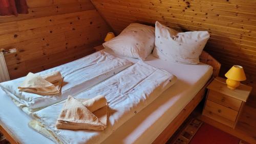 Posteľ alebo postele v izbe v ubytovaní Ferienhaus Bliev-Hee Nr 1