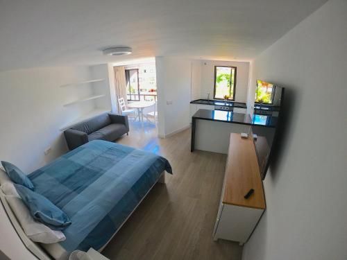 Parque Santiago I - Studio Apartment