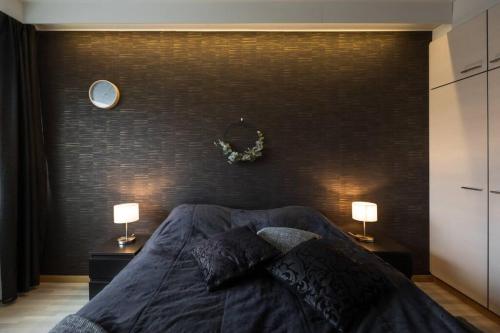 Postel nebo postele na pokoji v ubytování Laplands Dream - 2 BDR - Private Sauna