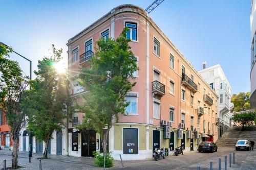 Whome - Brand New Luxury 4-Bed with Riverside Views & AC
