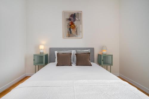 Whome - Brand New Luxury 4-Bed with Riverside Views & AC