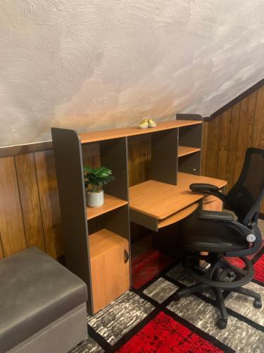 an office with a desk and a chair at Cherry712upstairs in Fairborn