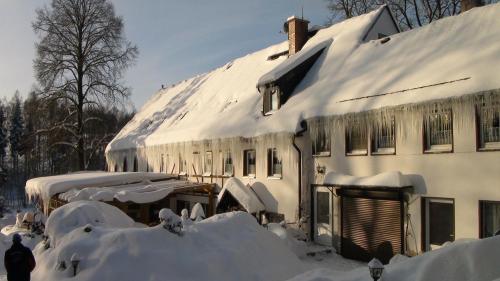 Gaststätte & Pension Oelmuehle durante l'inverno