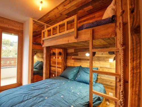 Photo de la galerie de l'établissement Appartement familial neuf près du village, 3 chambres, balcon sud, parking, proche ski-bus, Samoëns - FR-1-642-80, à Samoëns