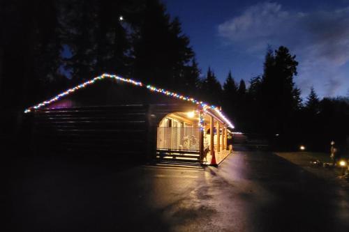 Chaming Creek Lodge
