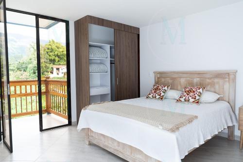 Postel nebo postele na pokoji v ubytování La Casa de Ana 2