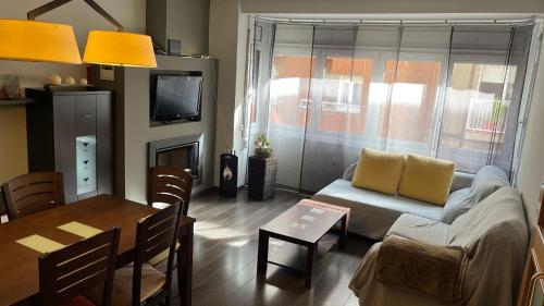 Apartamento turístico en el centro de Berga, Berga – Updated ...