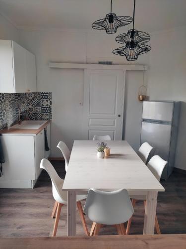 Φωτογραφία από το άλμπουμ του Superbe appartement bien placé σε Magenta